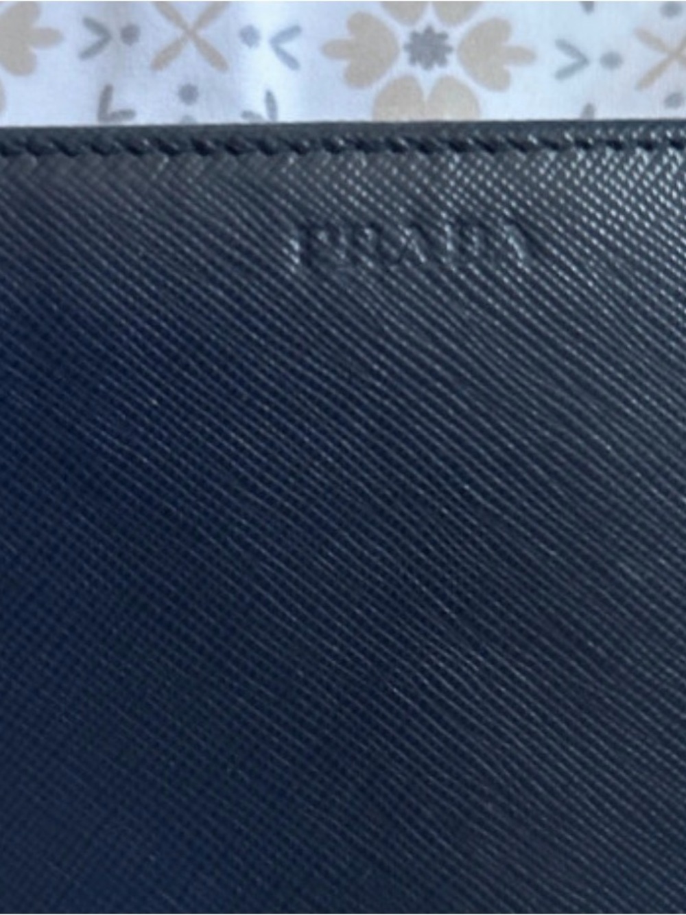 Prada travel wallet - Picture 4 of 9